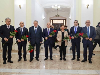 UNEC-də "Elm Günləri"nə start verilib