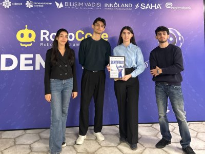 Tələbələr &ldquo;RoboCode III&rdquo; robotik kodlama yarışında qalib olublar