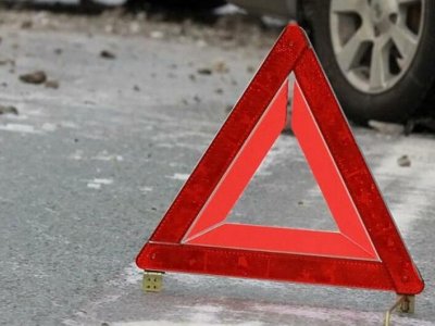 Azyaşlıların hərəkətə gətirdiyi avtomobil qəzaya səbəb oldu