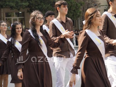 &ldquo;Son zəng&rdquo;də geyim müzakirəsi - məktəb forması məcburi ola bilərmi?