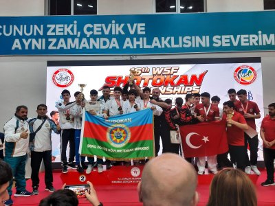 Salyan məktəblisi dünya çempionu oldu