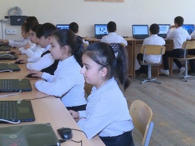 &ldquo;Rəqəmsal Məktəb&rdquo; daha 199 məktəbi əhatə edəcək