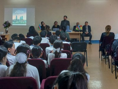 Qobustanda şagirdlərlə maarifləndirici görüş keçirilib