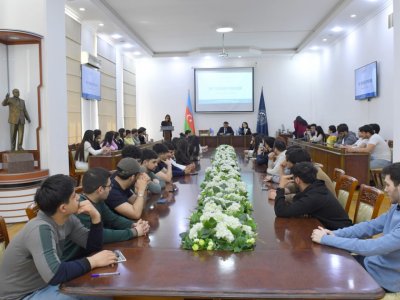 UNEC tələbələri üçün maarifləndirici təlim