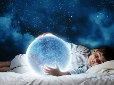 İnsanlar oyaqkən də &ldquo;yuxu görür&rdquo;- yeni araşdırma