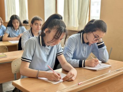 Azərbaycanlı şagirdlərin kartı kosmosa göndəriləcək