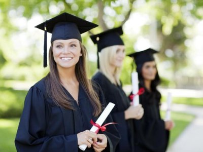 Qızlar ən çox bu universitetləri seçir - SİYAHI