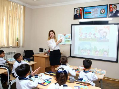Müəllimlərinin nəzərinə:&nbsp;xarici ölkələrdə 1 il işləmə imkanı