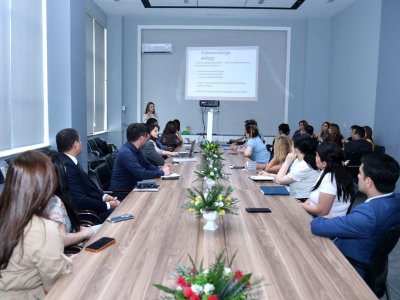 &ldquo;Praktik kommunikasiya bacarıqları&rdquo; mövzusunda təlim keçirilib
