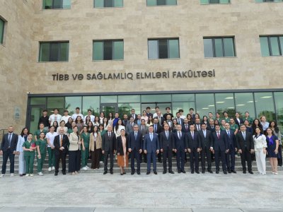 Nazirlər Qarabağ Universitetinin Klinikasında olublar