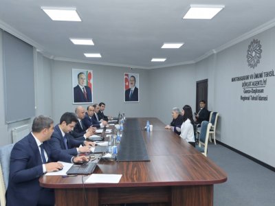 Elm və təhsil naziri Gəncədə vətəndaşları qəbul edib