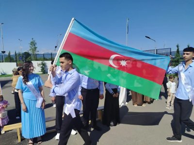 Xankəndi, Xocalı və Ağdərə məktəblərində "Son zəng" çalınıb