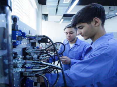 BMU-nun müasir laboratoriyasında real sənaye təcrübəsi