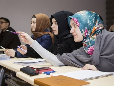 İslamşünaslıq ixtisasını seçən abituriyentlərin diqqətinə