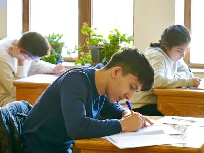 9-cu siniflər üçün VACİB xəbər&nbsp;- Kolleclərdə ən aşağı keçid ballı İXTİSASLAR