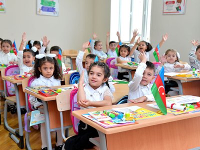 Rus bölməsində ən yüksək nəticə göstərən məktəblər - 9-cu sinif üzrə SİYAHI