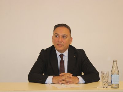 İxtisas seçənlərə rektordan MESAJ: &ldquo;Dörd il sonrakı özünüzü düşünün&rdquo;