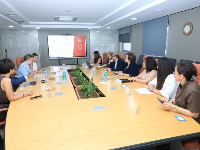 DİM sədri xarici nümayəndələr ilə görüşüb
