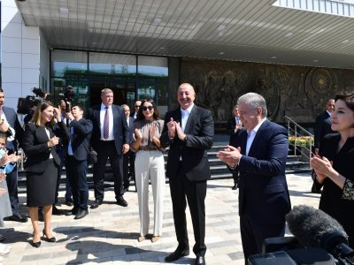 İlham Əliyev: &ldquo;Özbəkistanın Füzulidə inşa etdiyi məktəb qardaşlığımızın təzahürüdür&rdquo;