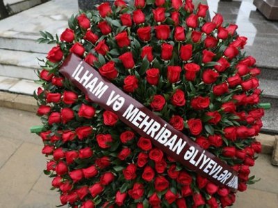 Prezident və Birinci xanım Xalq artistinin vida mərasiminə əklil göndərdi