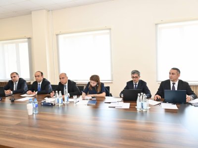 Emin Əmrullayev Xankəndidə vətəndaşları qəbul edib