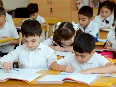 Qazax- Tovuz regionu üzrə fəaliyyət göstərən məktəblərin SAYI