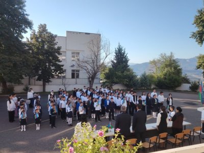 34 ildən sonra Xocalının Təzəbinə kəndində yeni dərs ili başlayıb