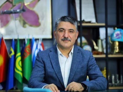 Hicab, yoxsa geyim idxalı? -Təhsil texnoloqundan təklif
