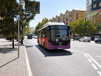 Bakıda daha bir küçədə avtobus zolağı salındı - FOTO