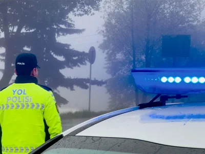 Polis&nbsp;yağışlı hava şəraiti ilə əlaqədar sürücülərə müraciət edib