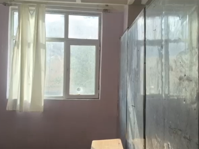 Məktəbə daş atdılar, şagirdlər xəsarət aldı -&nbsp;Video