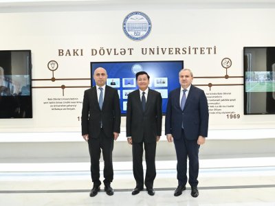 Laos Prezidenti və elm və təhsil naziri BDU-da tələbələrlə görüşüb