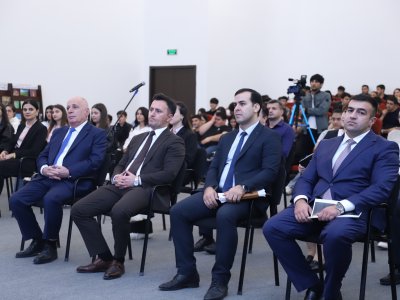 LDU-da təhsil tələbə kreditlərinə dair maarifləndirici sessiya keçirilib