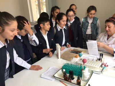 Tədris var, təcrübə üçün şərait yoxdur - Kənd məktəblərində praktika PROBLEMİ