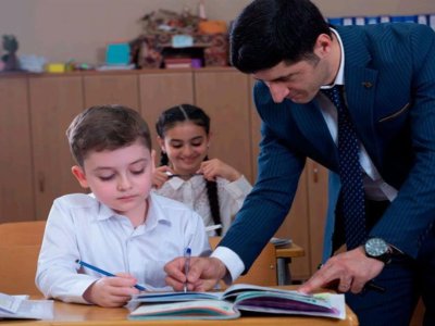 Məktəbəqədər təhsildə kişi müəllimlərin sayı sıfıra yaxındır