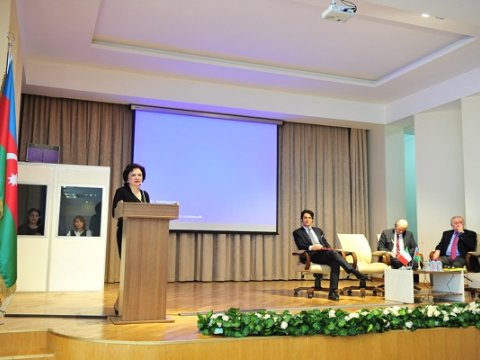 AzMİU-da İtaliya Dizayn Günü keçirilib