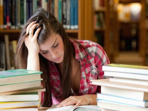 İxtisasını dəyişən tələbələrin “qorxulu yuxusu” - Fərq imtahanlarının sayı niyə çoxdu?