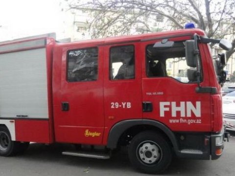 Qəbələdə məktəb yanıb