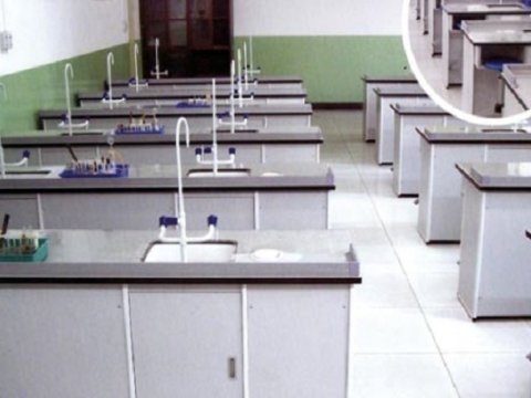 Kimya dərsində reaksiya görməyən şagirdlər - Təhsilimizin laboratoriya dərdi