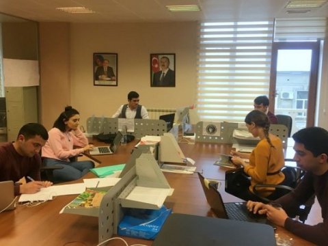 Tələbələr Milli Turizm Təbliğat Bürosunda təcrübə keçirlər