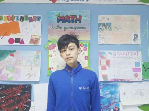 Yeni üsul tətbiq edən 14 yaşlı riyaziyyatçı