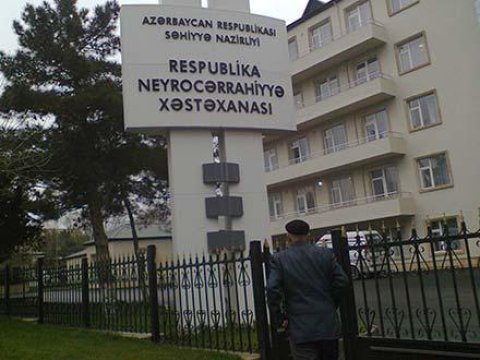 “Qəzada ağır yaralanan müəllimənin vəziyyətində müsbətə doğru irəliləyiş var”- Həkimdən açıqlama