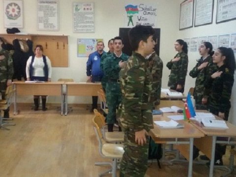 “Müharibə vəziyyətində” olan hərb dərsləri - “Məktəblərdə bu avadanlıqlar yoxdur”