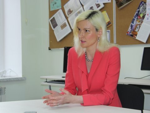 Kolumbiya Universitetinin professoru: “Təhsildə daha çox kasıblar rüşvət verir” – MÜSAHİBƏ