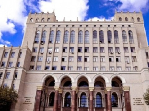 “AMEA ləğv olunmalı, rayon qızlarına özəl məktəb açılmalıdır...” - Millət vəkilinin təhsil “resepti”