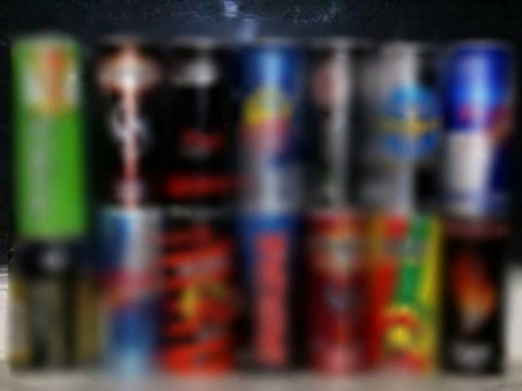 Orta məktəb bufetlərindəki bəla - Şagirdləri asılı edən enerji içkiləri...