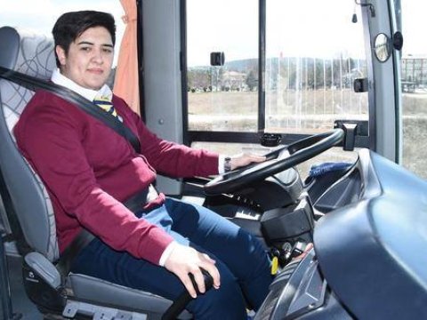 Bu fakültəni bitirənlər avtobus sürücüsü olur - Tələbələr arasında xanım da var