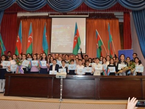 Aprel döyüşlərinə həsr edilən inşa müsabiqəsində qaliblər mükafatlandırıldı