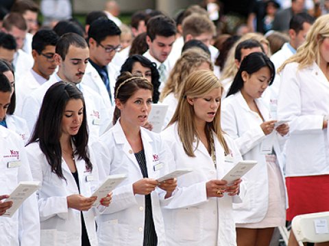 Jurnalistika fakültəsinin tələbələri məzun olduqda and içməlidir – RTÜK-dən təklif