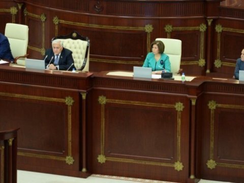 Parlament bu gün TOPLANIR – Baş nazirin kimliyi açıqlanacaq